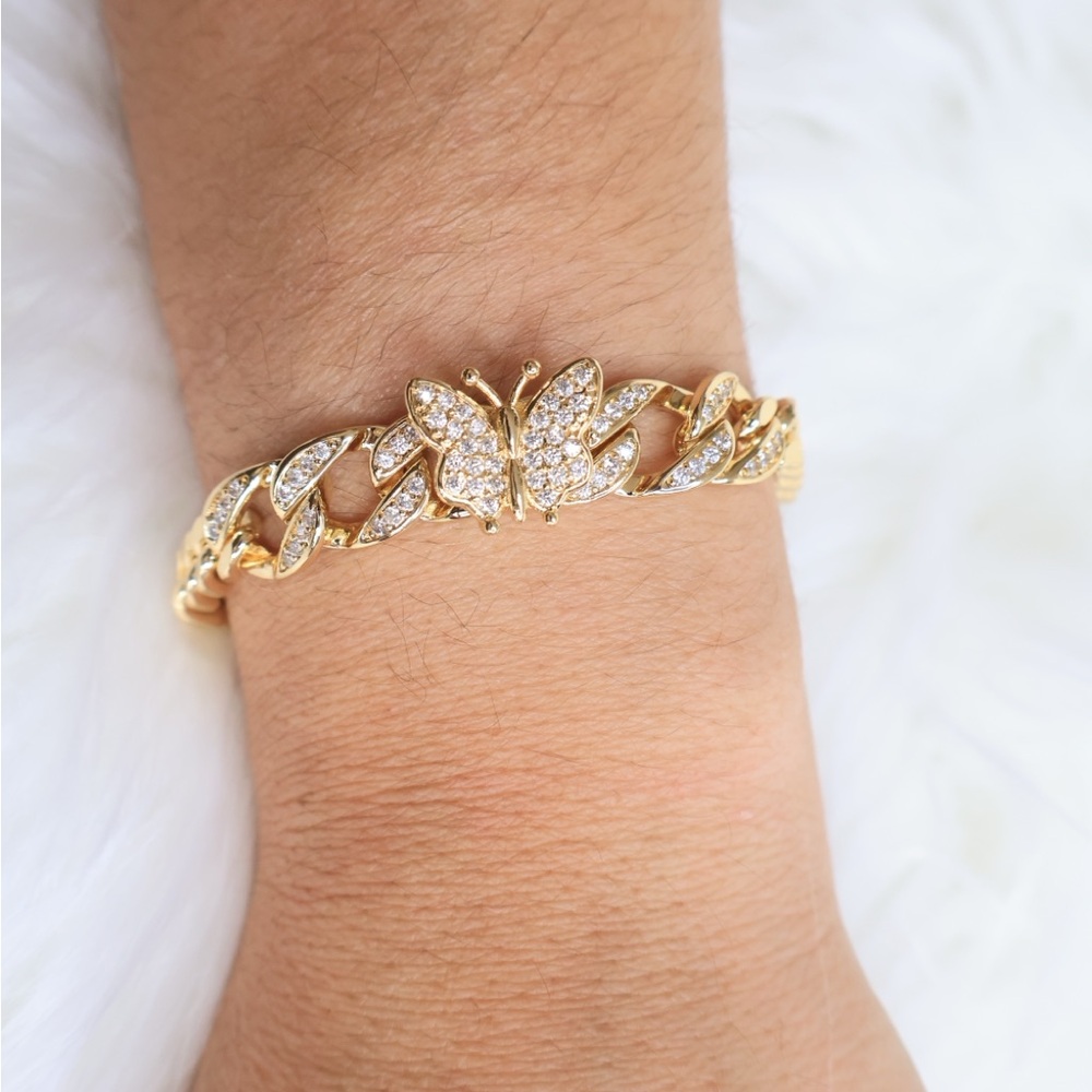 Elegant Stainless steel Butterfly Bracelet